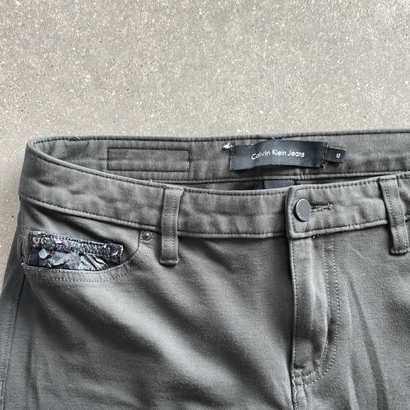 CALVIN KLEIN JEANS Army Green Taper Pants Stretch Logo Pockets Women's 10 - Picture 3 of 6